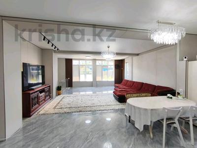 Отдельный дом · 7 комнат · 354.9 м² · 14 сот., Сатпаева 26 за 110 млн ₸ в 