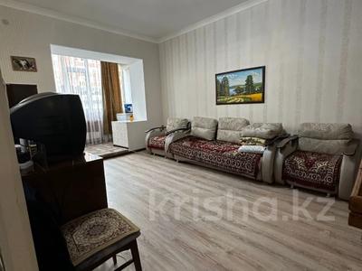 3-комнатная квартира · 100.7 м² · 1/5 этаж, мкр. Алтын орда, Молдагулова за 29.5 млн ₸ в Актобе