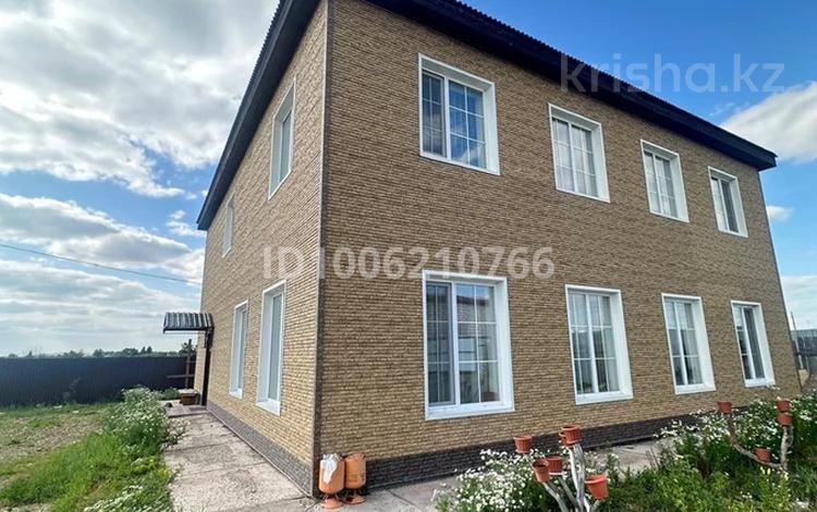 Отдельный дом · 4 комнаты · 200 м² · 12 сот., Сиреневая 146А за 45 млн 〒 в Кокшетау — фото 2