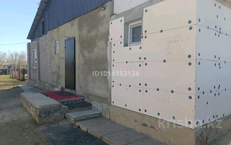Үйдің бір бөлігі · 3 бөлме · 120 м² · 10 жүзд., Наукенова 3/2, бағасы: 12 млн ₸ в Успенках — фото 2