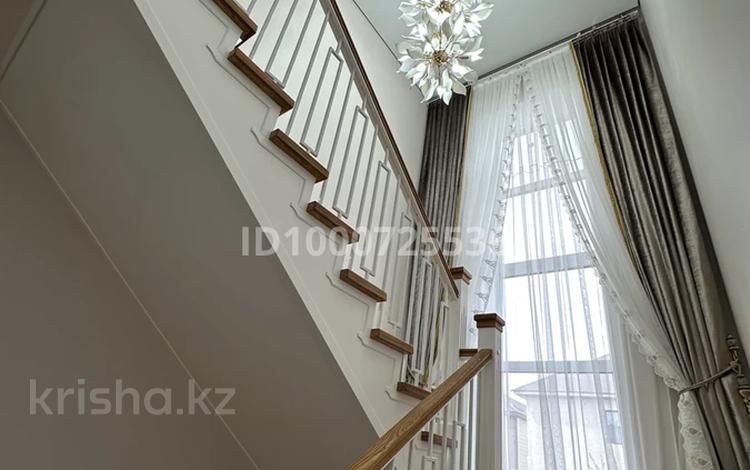 Часть дома · 6 комнат · 250 м² · 4 сот., Жургенев 95 — Кунаева за 98 млн ₸ в Актобе, мкр. Курмыш — фото 16