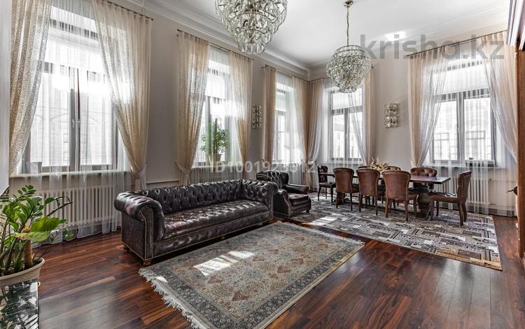 2-комнатная квартира · 69.5 м² · 2/2 этаж, Почтамтская — Исаакиевский собор за 290 млн ₸ в Санкт-петербурге — фото 15
