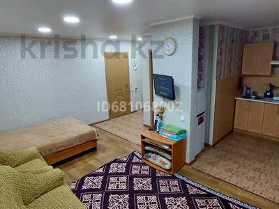1-комнатная квартира, 35 м², 2/5 этаж посуточно, Назарбаева за 8 000 〒 в Кокшетау
