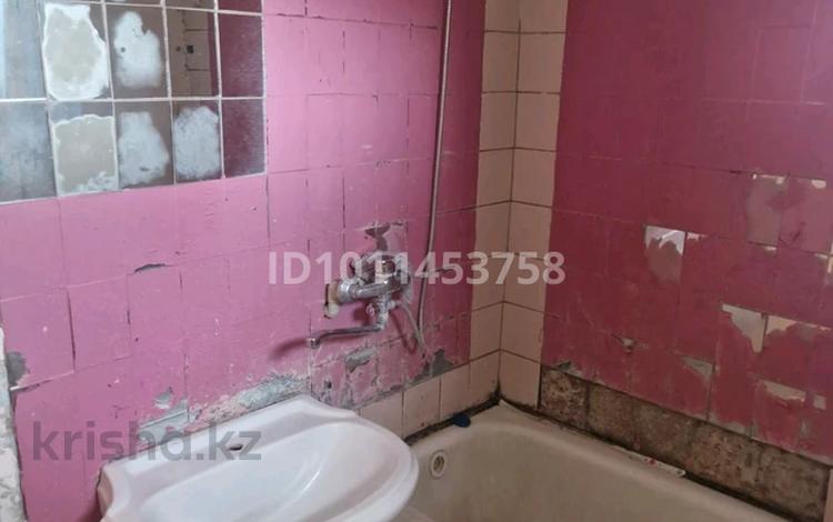 2-бөлмелі пәтер · 56 м² · 4/5 қабат, Просп. Жибек жолы 38 — 12 мкр., бағасы: 20 млн ₸ в Шымкенте, Енбекшинский р-н — фото 2