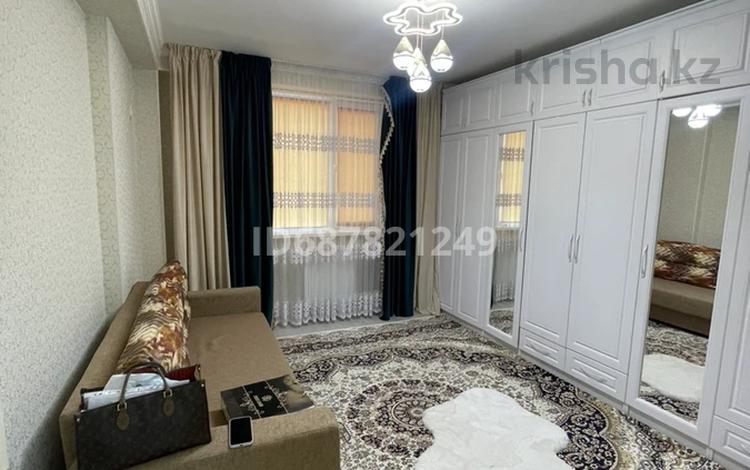 3-бөлмелі пәтер · 90 м² · 1/5 қабат, 17-й мкр 77, бағасы: 31 млн ₸ в Актау — фото 2