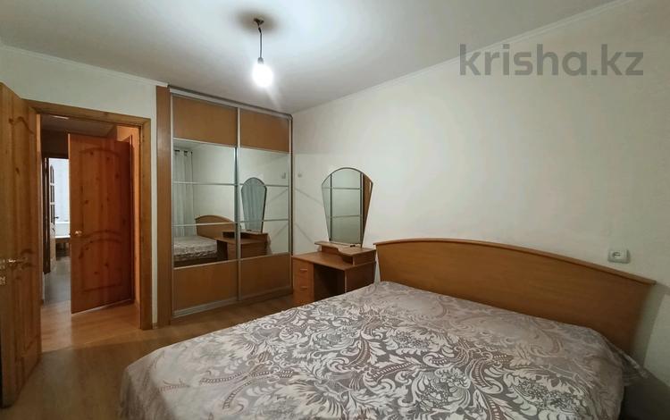 3-бөлмелі пәтер · 65 м² · 3/5 қабат, Кабанбай Батыра 93, бағасы: 32 млн ₸ в Усть-Каменогорске — фото 2