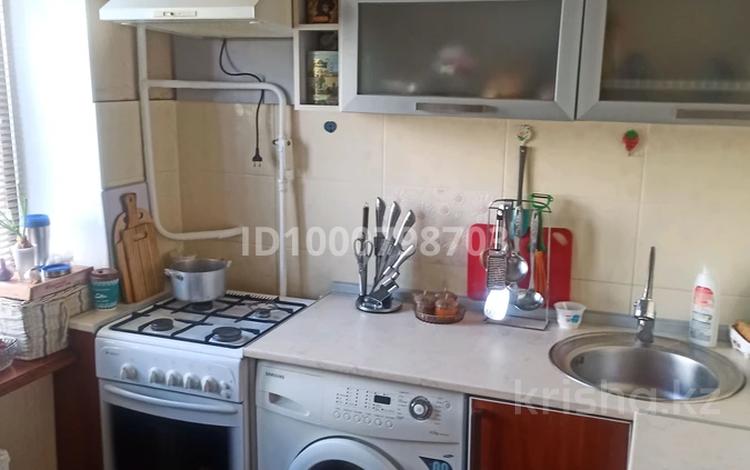 3-комнатная квартира · 63 м² · 1/5 этаж, Просп. Абилкаир хана 61/2 за 18 млн ₸ в Актобе — фото 2
