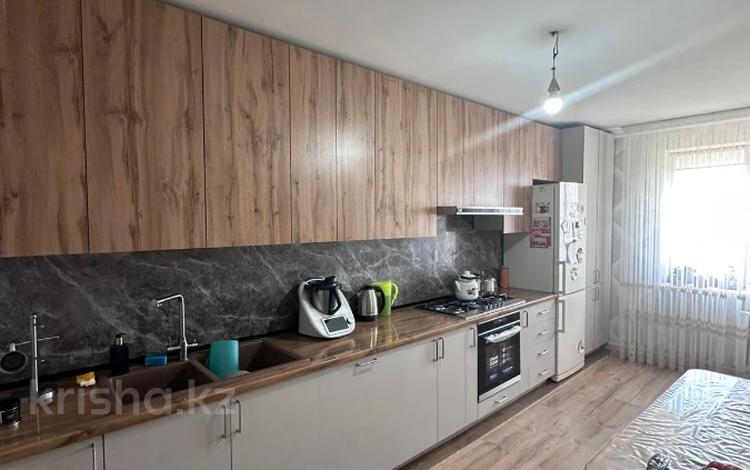 3-комнатная квартира · 94.1 м² · 9/10 этаж, мкр 12 52 за 27.5 млн ₸ в Актобе — фото 2