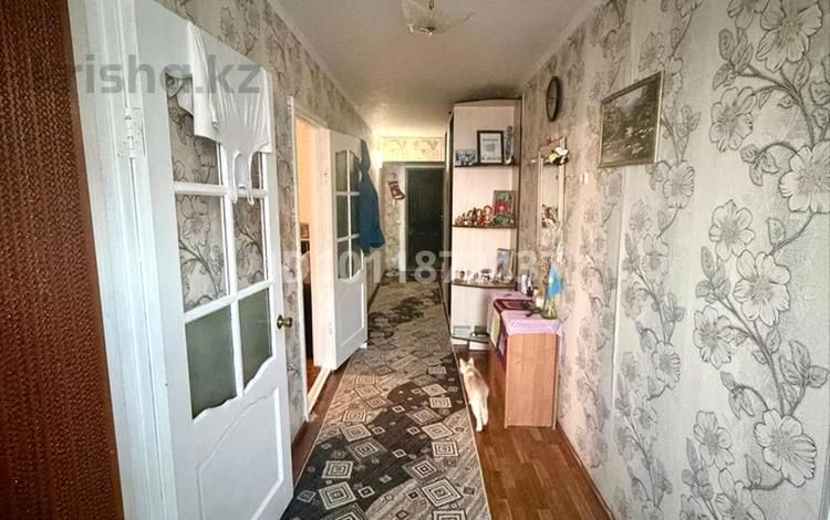 2-бөлмелі пәтер · 67 м² · 3/5 қабат, ул. Турара Рыскулова 195, бағасы: 15 млн ₸ в Актобе — фото 2