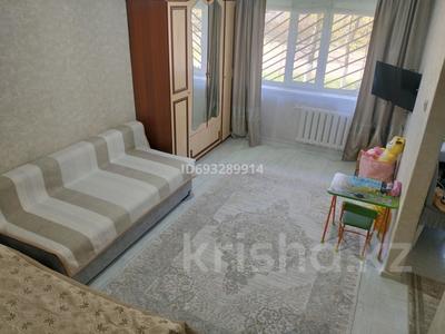 1-бөлмелі пәтер · 32 м² · 1/5 қабат, 14 микрорайон 3 — 32 школа, бағасы: 11.5 млн ₸ в Семее, Красный Кордон