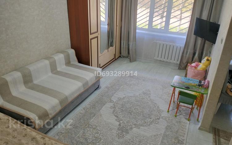 1-бөлмелі пәтер · 32 м² · 1/5 қабат, 14 микрорайон 3 — 32 школа, бағасы: 11.5 млн ₸ в Семее, Красный Кордон — фото 12