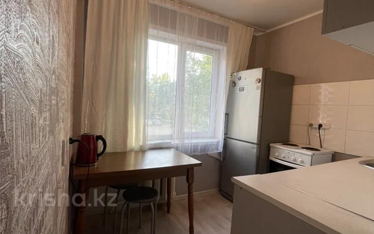 1-бөлмелі пәтер · 32 м² · 2/5 қабат, Кабанбай батыра 126 — Р-н центрального рынка, бағасы: 14.8 млн ₸ в Усть-Каменогорске — фото 2