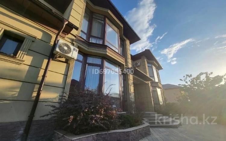 Отдельный дом · 8 комнат · 498 м², Алаш 45 за 1.5 млн 〒 в  — фото 2