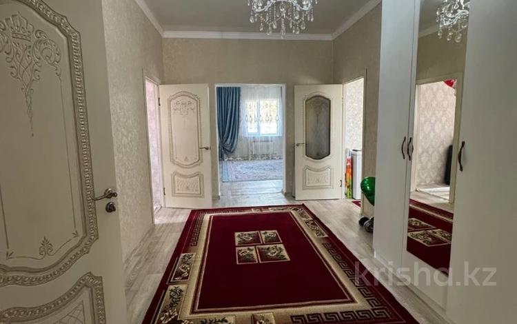 Отдельный дом · 3 комнаты · 120.3 м² · 10 сот., Курашасай 175 за 30 млн ₸ в Актобе — фото 2