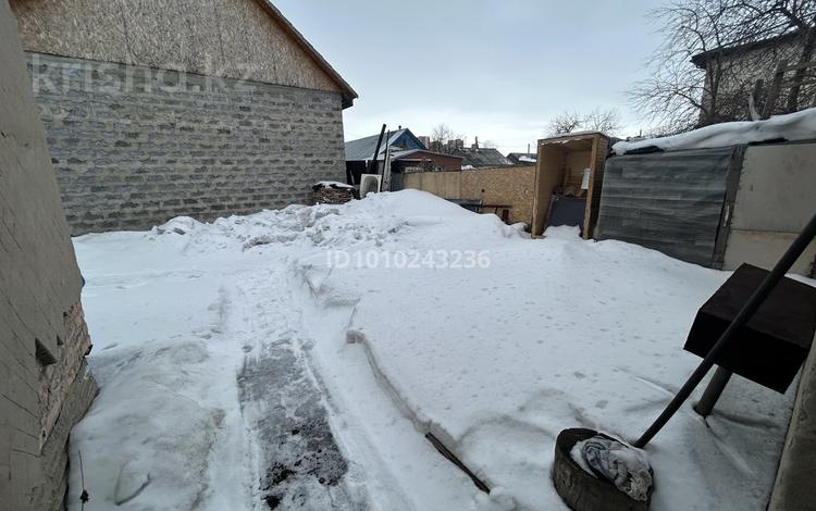 Отдельный дом · 4 комнаты · 100 м² · 3 сот., мкр Новый Город, Четская 154 за 30 млн ₸ в Караганде, Казыбек би р-н — фото 2