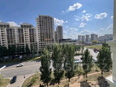3-комнатная квартира · 123 м² · 6/11 этаж, Туркестан 8 за 400 000 ₸ в Астане, Есильский р-н