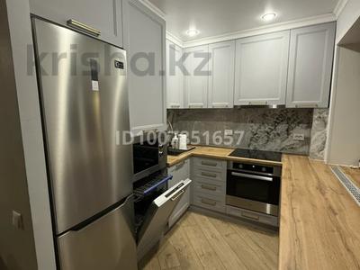 3-комнатная квартира · 80 м² · 3/5 этаж, Ауэзова 102 за 250 000 〒 в Щучинске