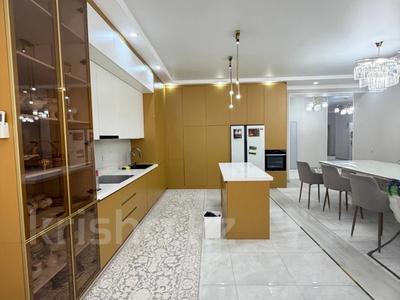 5-бөлмелі пәтер · 205 м² · 5/13 қабат, 16-ш/а. 84, бағасы: 75 млн ₸ в Актау, 16-й мкр 