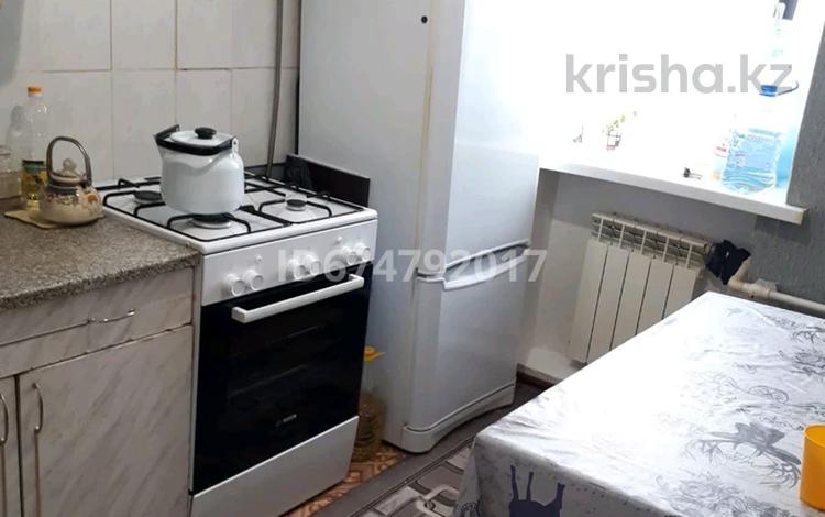 2-комнатная квартира · 41 м² · 1/5 этаж, мкр Северо-Восток за 9.2 млн 〒 в Уральске — фото 2