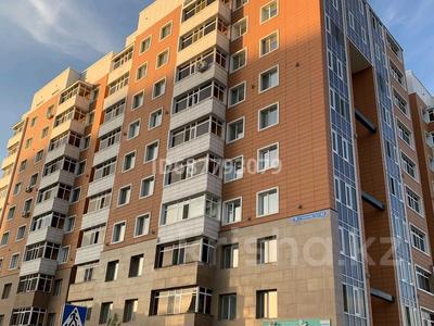 2-комнатная квартира, 63 м², 9/9 этаж, Тауелсiздiк за 35 млн 〒 в Астане, Алматы р-н