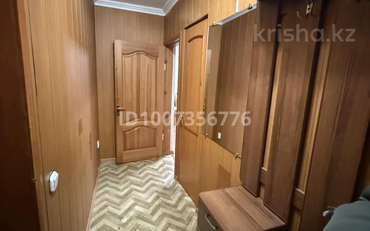 1-комнатная квартира · 32.5 м² · 3/5 этаж, мкр Новый Город 36 за 12.2 млн 〒 в Караганде, Казыбек би р-н — фото 2