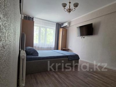 1-комнатная квартира · 30 м² · 1/5 этаж, Жидебай батыра 11 — Напротив школа 17. (3 микр) за 3 000 ₸ в Балхаше