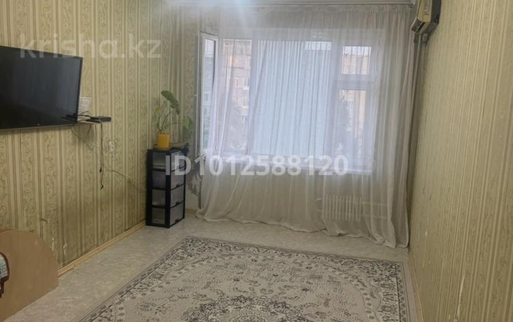 2-бөлмелі пәтер · 56 м² · 4/5 қабат, 27-й мкр 1, бағасы: 12.5 млн ₸ в Актау — фото 2
