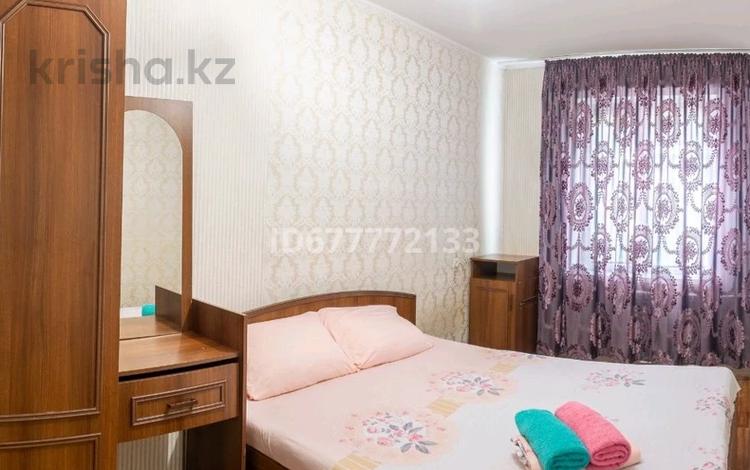 1-комнатная квартира, 60 м², 1/5 этаж посуточно, Жастар 27 за 7 000 〒 в Талдыкоргане, мкр Жастар — фото 2