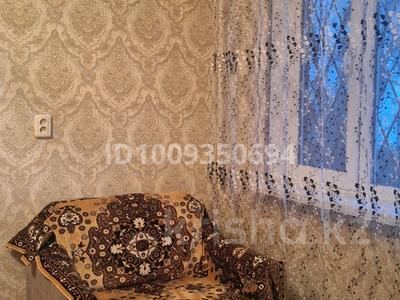 1-комнатная квартира · 40 м² · 1/5 этаж, 17-й микрорайон, 17-й микрорайон 18 за 16 млн ₸ в Шымкенте, Аль-Фарабийский р-н
