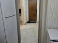 1-комнатная квартира · 35 м² · 3/5 этаж, мкр Строитель 38 за 140 000 ₸ в Уральске — фото 8
