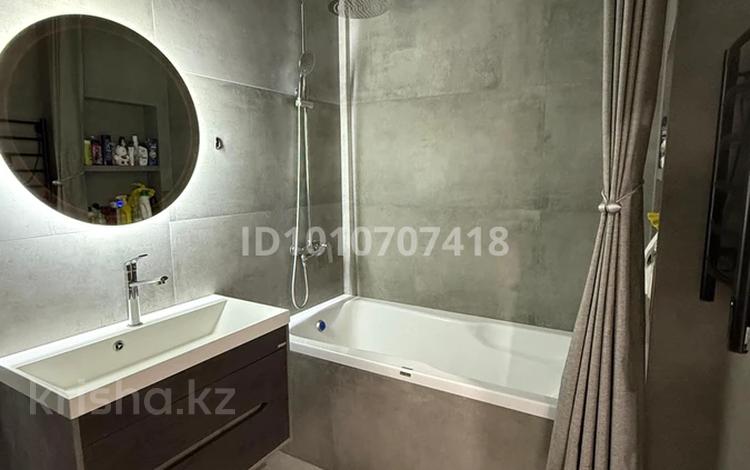 2-комнатная квартира · 78 м² · 5/5 этаж, мкр. Алтын орда 13е за 30 млн ₸ в Актобе — фото 20
