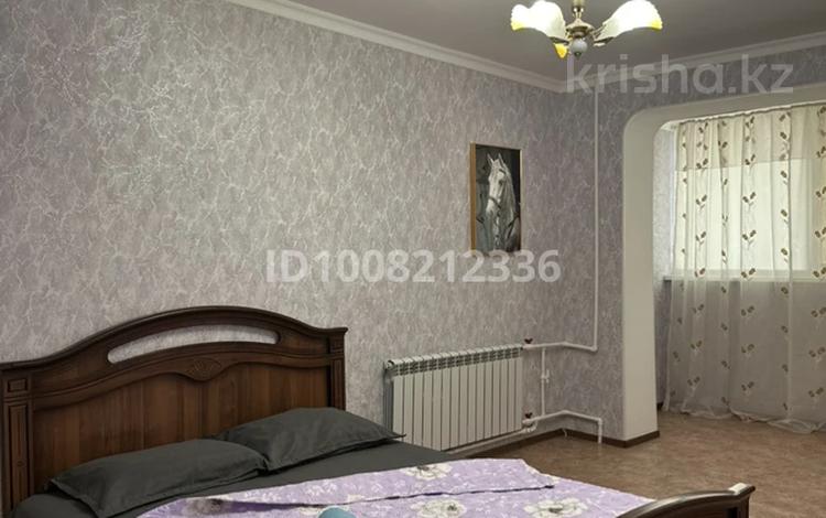 1-бөлмелі пәтер · 45 м² · 7/9 қабат, мкр 11 — Вдоль набережной центр напротив Аквапарка, бағасы: 150 000 〒 в Актобе — фото 2