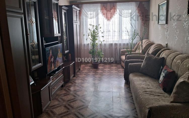 3-комнатная квартира · 70 м² · 6/9 этаж, Майкудук, Майкудук, 18й микрорайон 4 за 23 млн ₸ в Караганде, Алихана Бокейханова р-н — фото 5