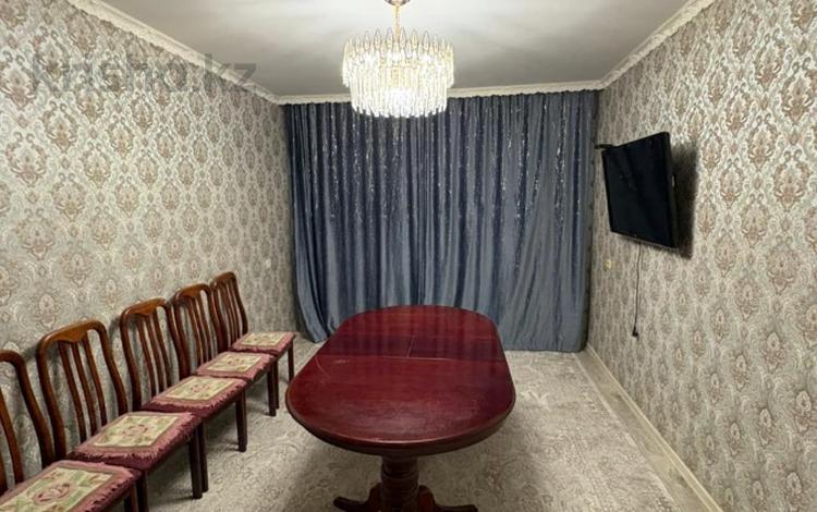 3-комнатная квартира · 62 м² · 4/5 этаж, мкр 5 за 17.5 млн ₸ в Актобе — фото 2