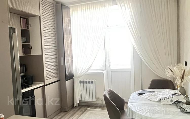 2-бөлмелі пәтер · 66 м² · 2/5 қабат, мкр Асар-2, Микрорайон Асар 2 241, бағасы: 34 млн ₸ в Шымкенте, Абайский р-н — фото 11