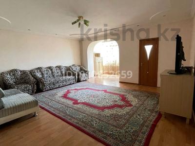 2-бөлмелі пәтер · 80 м² · 2/5 қабат, мкр Акбулак, Толеби 9 б 6 — Шахристан Март, бағасы: 6 000 〒 в Таразе