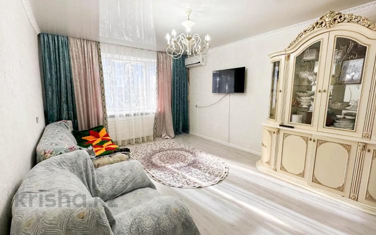 4-бөлмелі пәтер · 80 м² · 5/5 қабат, Самал, бағасы: 25 млн ₸ в Талдыкоргане, мкр Самал — фото 2