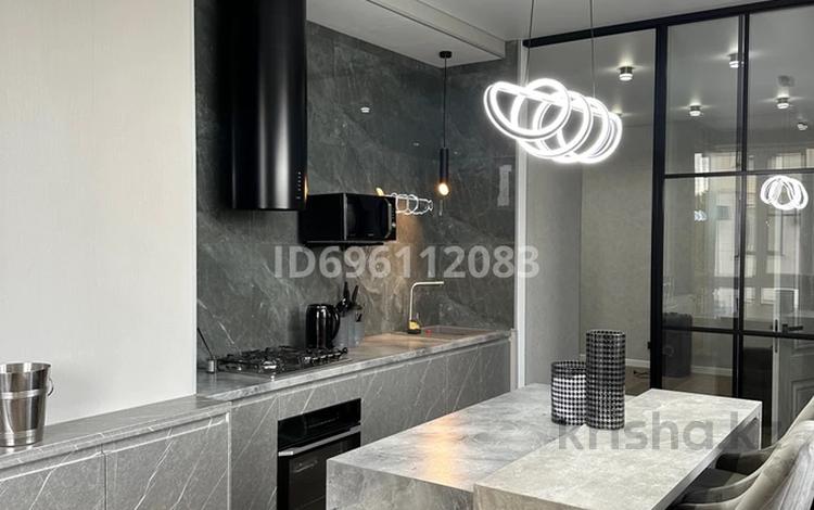 2-комнатная квартира · 63 м² · 4/9 этаж, мкр Омега, Есенжанова 3/2 за 30 000 ₸ в Уральске — фото 2