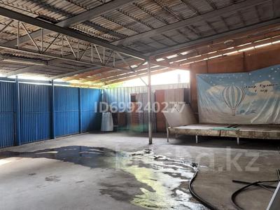 Отдельный дом · 3 комнаты · 50 м² · 7 сот., Токаш бокина 29 — Между улицами Ленина и Байгазиева за 32 млн ₸ в Каскелене