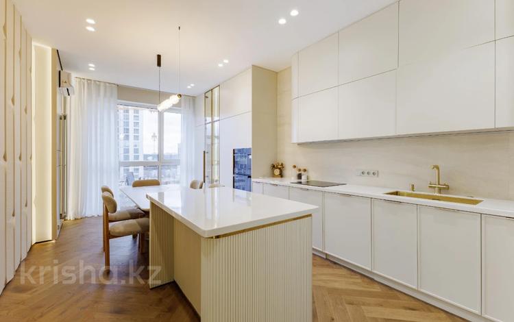 4-комнатная квартира · 168 м² · 7/21 этаж, Сарайшык 2 — Кунаева за 330 млн ₸ в Астане, Есильский р-н — фото 2