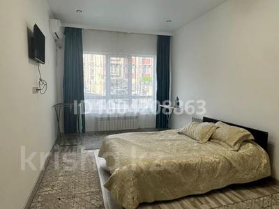 2-комнатная квартира · 48 м² · 1/9 этаж, мкр Аккент 99 за 240 000 ₸ в Алматы, Алатауский р-н