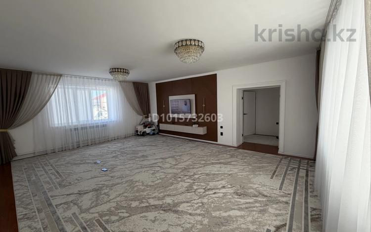 Жеке үй · 5 бөлме · 350 м² · 10 жүзд., Геолог -ш/а., Спандияр кобиев 33 — Назар аударга жакын, бағасы: 500 000 ₸ в Атырау, мкр Геолог — фото 2