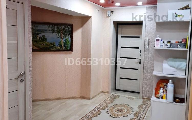 2-комнатная квартира · 72 м² · 4/9 этаж, улица Кокжал Барака за 29.5 млн ₸ в Усть-Каменогорске — фото 2