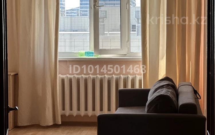 3-комнатная квартира · 72 м² · 16/18 этаж, Сарайшык 5/1 за 43 млн ₸ в Астане, Есильский р-н — фото 2