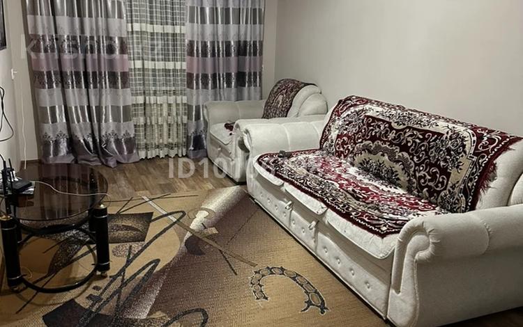 2-комнатная квартира · 43 м² · 3 этаж, Пришахтинск, 23й микрорайон 13 за 150 000 ₸ в Караганде, Алихана Бокейханова р-н — фото 2