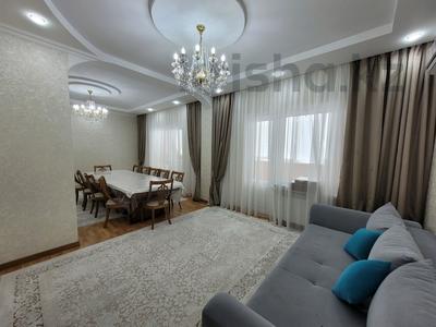 5-комнатная квартира · 300 м², 15-й мкр 65 за 800 000 ₸ в Актау