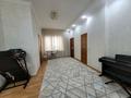 5-бөлмелі пәтер · 300 м², 15-ш/а. 65, бағасы: 800 000 ₸ в Актау, 15-й мкр — фото 18