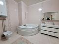 5-бөлмелі пәтер · 300 м², 15-ш/а. 65, бағасы: 800 000 ₸ в Актау, 15-й мкр — фото 25