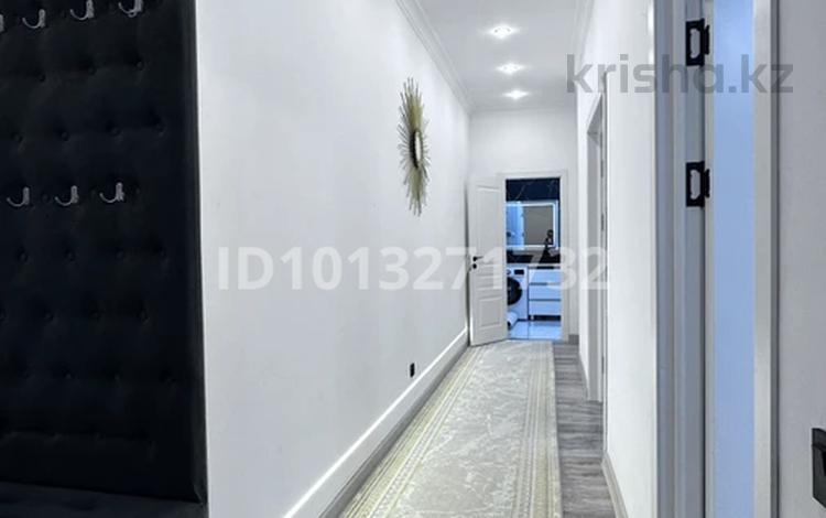 3-бөлмелі пәтер · 70 м² · 4/18 қабат, Санжара Асфендиярова — сыганак Хан шатыр, бағасы: 48 млн ₸ в Астане, Нура р-н — фото 2
