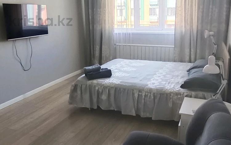 1-комнатная квартира · 42 м² · 11/12 этаж, Сатпаева 90/62 за 17 000 ₸ в Алматы, Бостандыкский р-н — фото 2